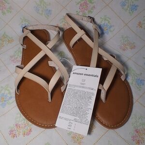 Amazon Essentials casual strappy sandals